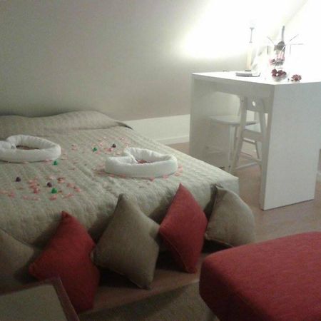 Brown House Villa Geres Kamer foto