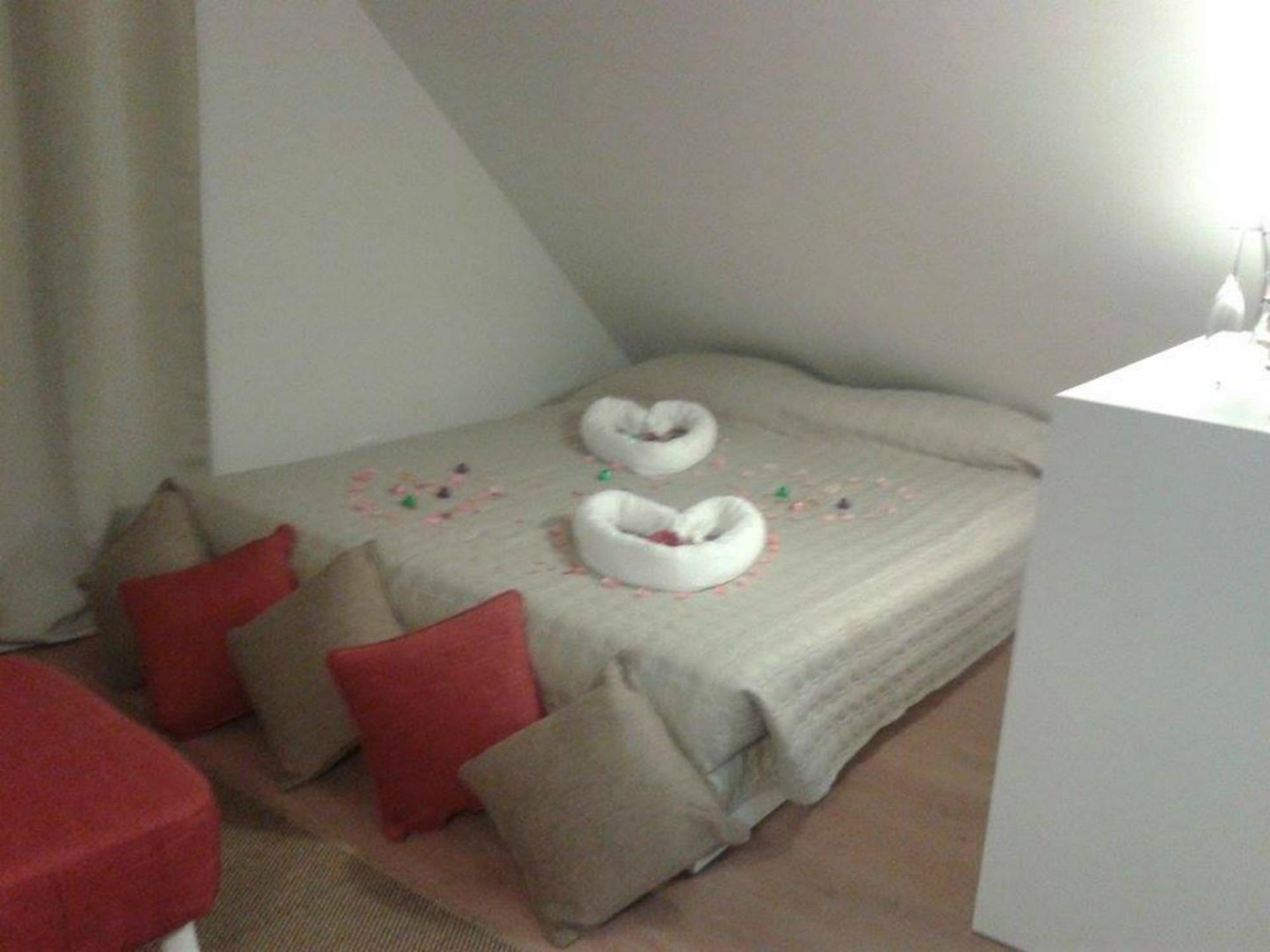 Brown House Villa Geres Kamer foto